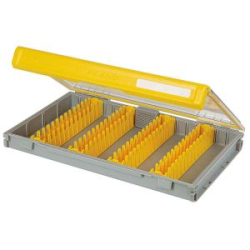 Коробка Plano PLASE601 EDGE V JIG SPY 3700 STD (35.6cm x 22.9cm x 4.8cm)