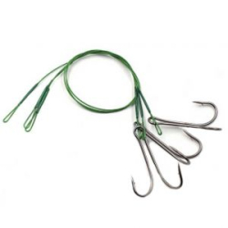 Поводок стальной NAMAZU Leader 1х7 Nylon Coated Green, d-0,42 мм, L-40 см, с двойным крючком 7826 Do