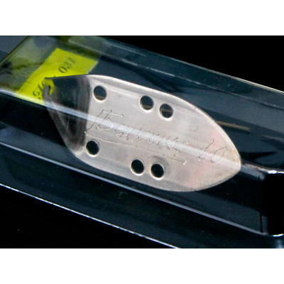 Блесна незацепляйка Artuda Бенюшка 10гр, мельх, блеск