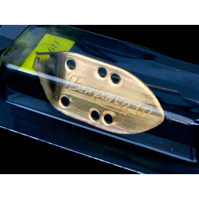 Блесна незацепляйка Artuda Бенюшка 10гр, латунь, блеск