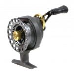Катушка мультипликаторная зимняя Kosadaka Stalker 65mm, лев. H65L