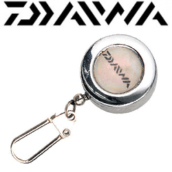 Daiwa Pin-On-Reel 45R Holo