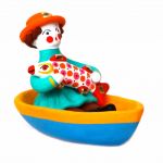 Фигурка "Мужик в лодке с рыбой"